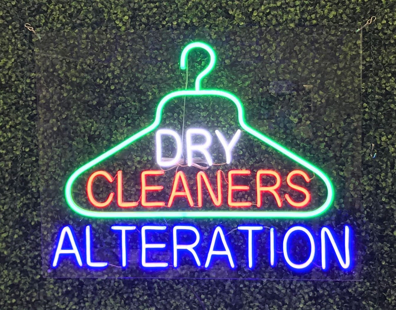 Dry Cleaners Alteration LED Flex Sign 31″ x 24″